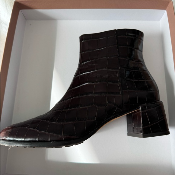 Via Spiga brown booties. Size 8. - Picture 5 of 9